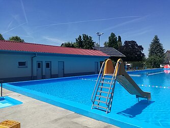 Schwimmbad Gnötzheim